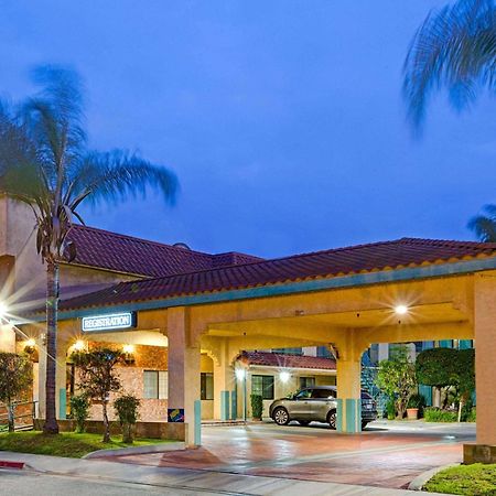 Travelodge By Wyndham Lynwood Esterno foto